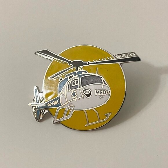 Med Evac Air Care Team Rescue Medical Helicopter Pin Pinback - Picture 8 of 9